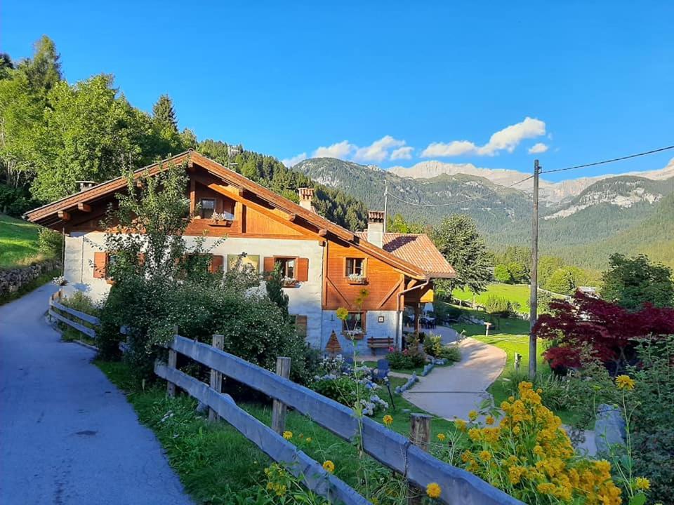 Maso Pin Bed & Breakfast Madonna di Campiglio Ngoại thất bức ảnh
