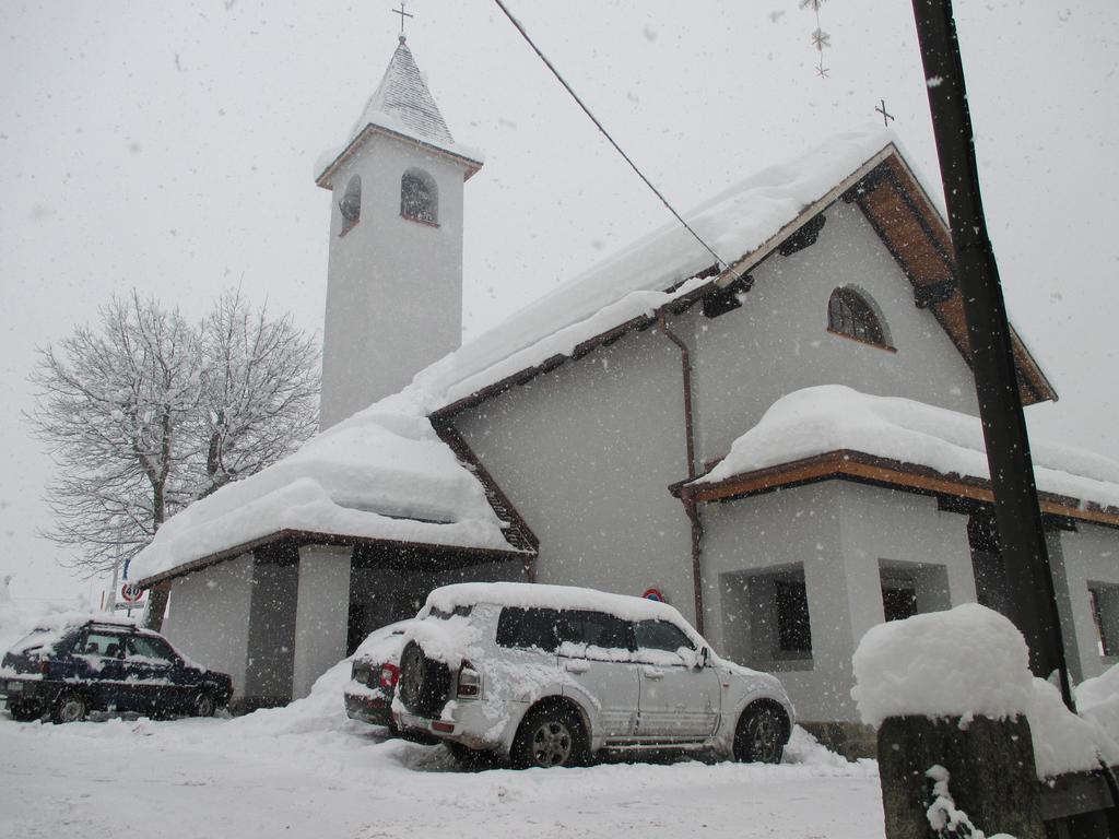 Maso Pin Bed & Breakfast Madonna di Campiglio Ngoại thất bức ảnh
