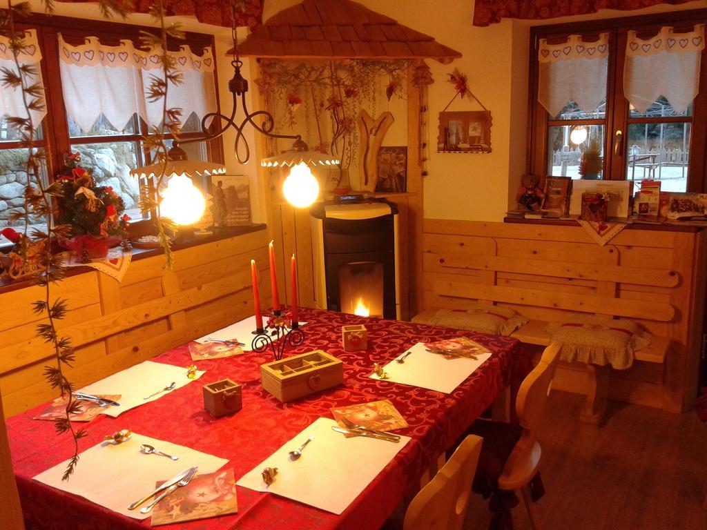 Maso Pin Bed & Breakfast Madonna di Campiglio Ngoại thất bức ảnh